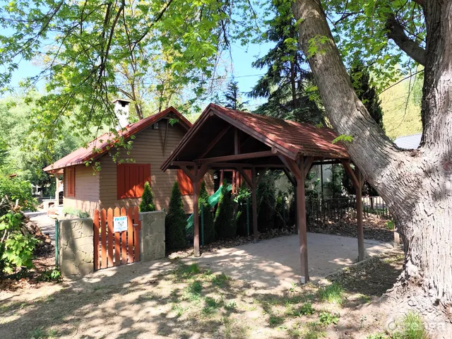 Eladó nyaraló Győr, Gyirmót 27 nm