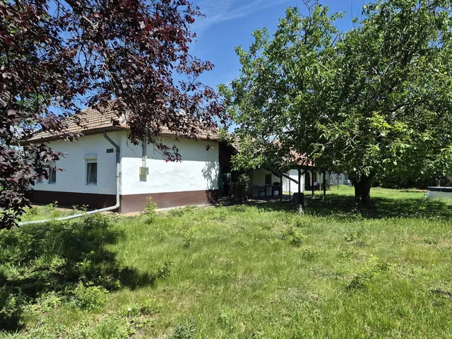 Eladó ház Sarud 67 nm