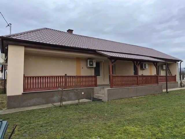 Eladó ház Szendrő 76 nm