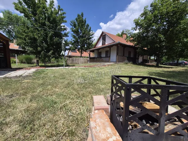 Eladó ház Sarud 45 nm