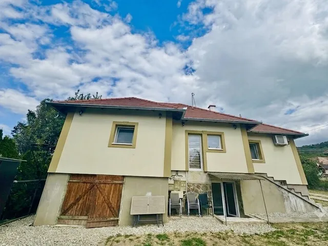 Eladó ház Szigliget 70 nm