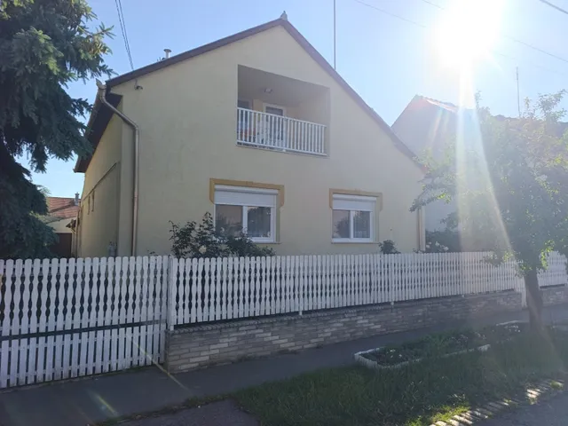 Eladó ház Budapest XVIII. kerület, Bókaytelep 130 nm