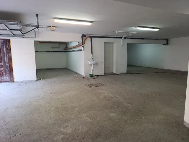 Eladó garázs Budapest XIV. kerület, Alsórákos, Mogyoródi út 24 nm