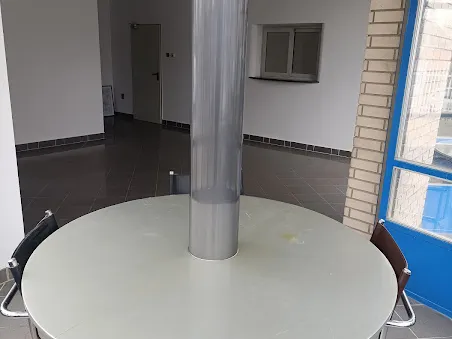 Kiadó kereskedelmi és ipari ingatlan Budapest XVIII. kerület, Lónyaytelep, Gyöngyvirág utca 75 nm