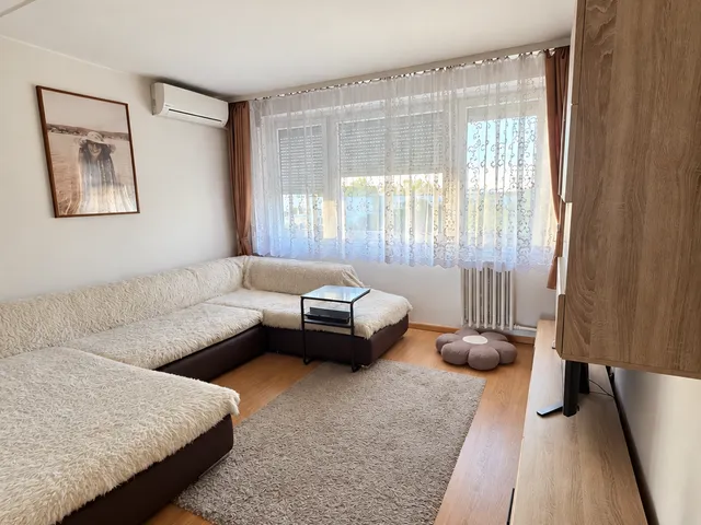 Eladó lakás Budapest X. kerület, Újhegy 50 nm