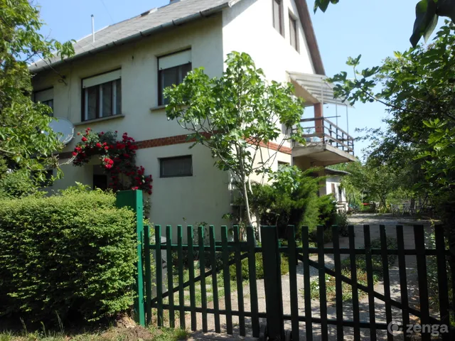 Eladó ház Székesfehérvár, Maroshegy 140 nm
