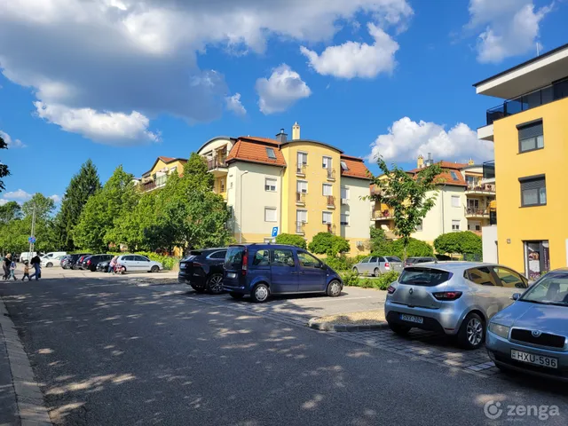 Eladó garázs Budapest XVII. kerület, Madárdomb, Borsó utca 64 12 nm