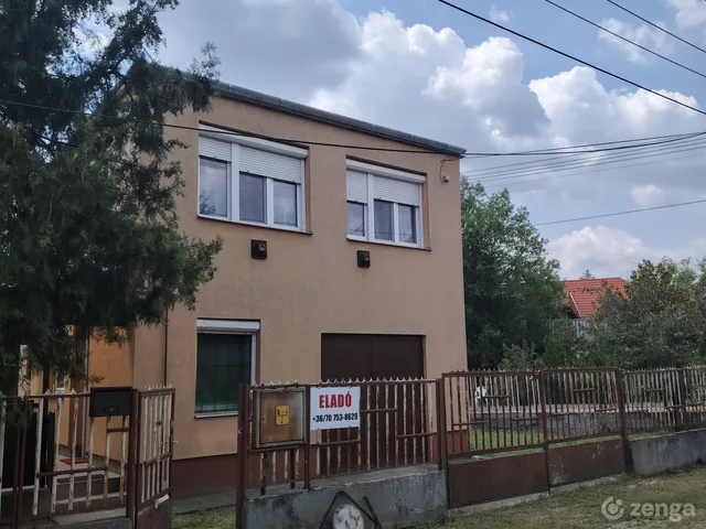 Eladó nyaraló Lakitelek 84 nm