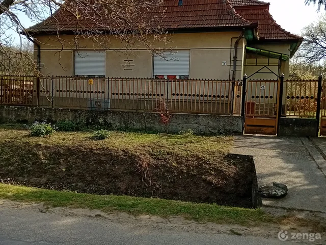 Eladó ház Szurdokpüspöki 120 nm