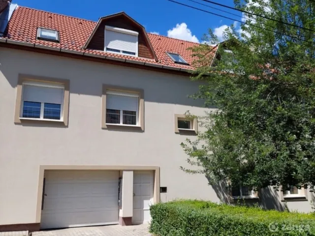 Eladó lakás Eger, Hajdúhegy 65 nm