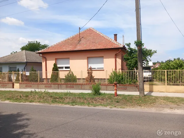 Eladó ház Csévharaszt 100 nm
