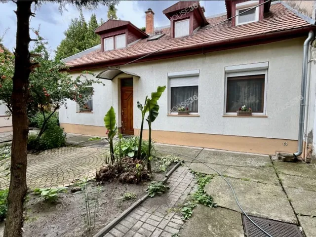 Eladó lakás Kecskemét, Bethlenváros 70 nm