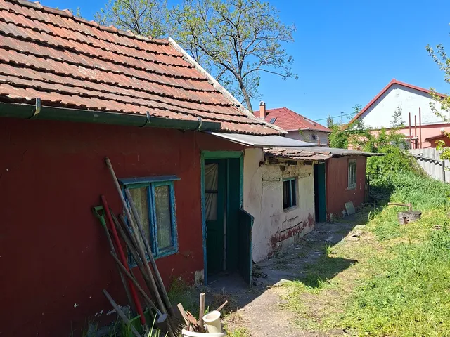 Eladó ház Szolnok, Déli városrész 49 nm