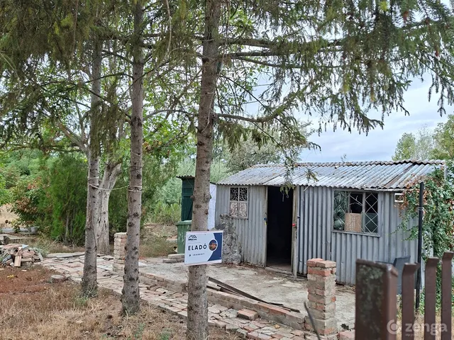 Eladó telek Besenyszög, Millér telep 827 nm