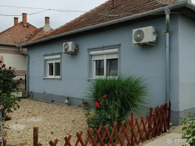 Eladó ház Jásztelek 130 nm