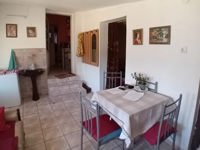 Eladó ház Érsekcsanád, Zrínyi Miklós u. 82 nm