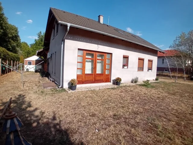 Eladó ház Baja, Mérleg u. 93 nm