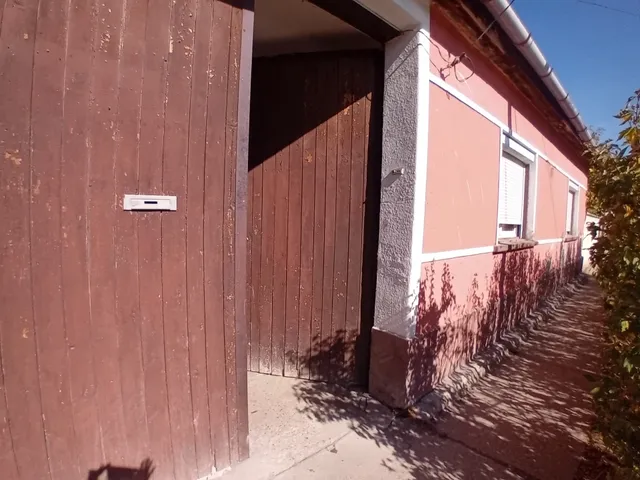 Eladó ház Szeremle 121 nm