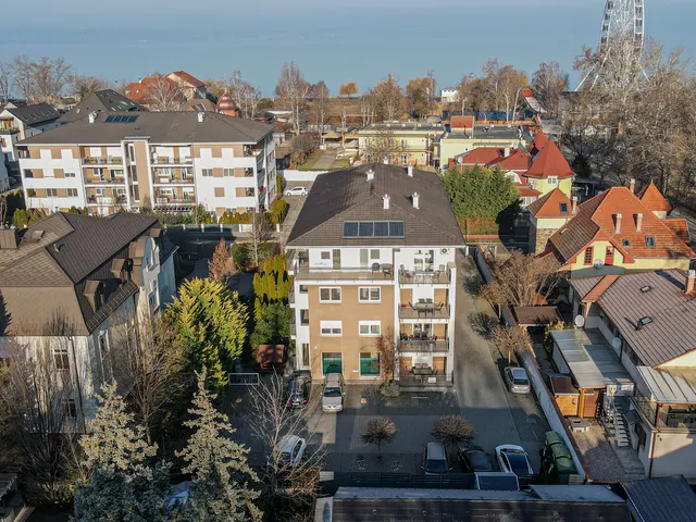 Eladó lakás Siófok, Aranypart 53 nm