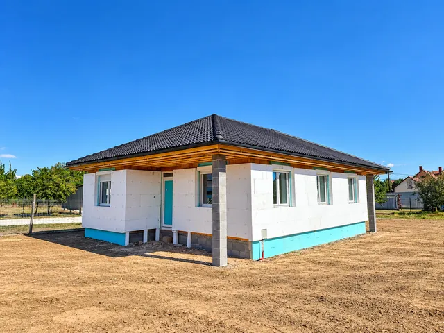 Eladó ház Ságvár 122 nm