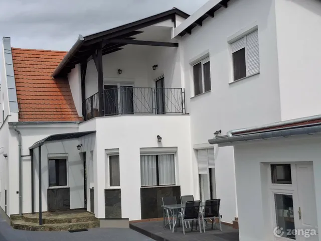 Eladó ház Zalaegerszeg, Belváros 205 nm