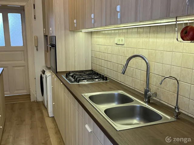 Eladó lakás Budapest VIII. kerület, Orczynegyed 62 nm