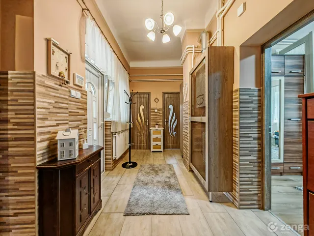 Eladó ház Budapest XV. kerület, Pestújhely 145 nm