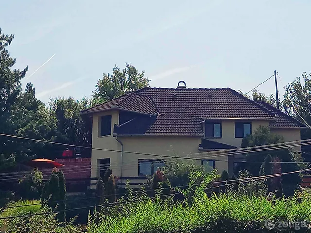 Eladó ház Kulcs 140 nm