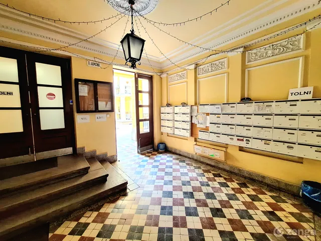 Eladó lakás Budapest VIII. kerület, Corvin negyed, 1082 40 nm