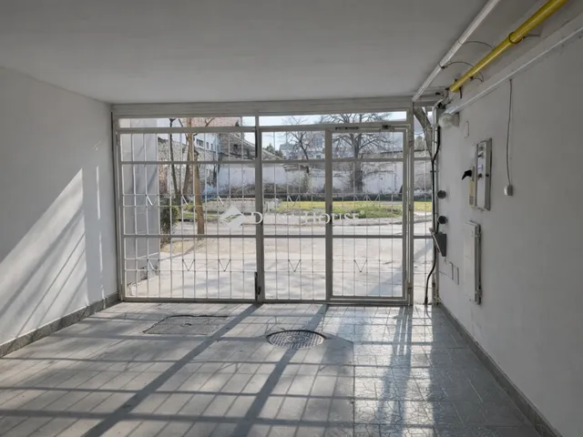Eladó garázs Budapest XIII. kerület 15 nm