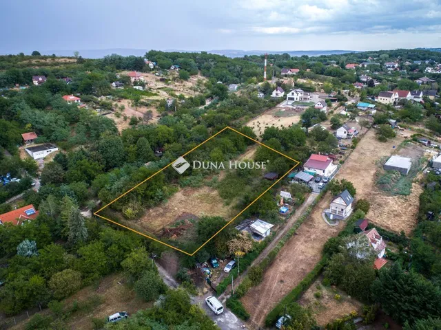 Eladó telek Fót 2984 nm