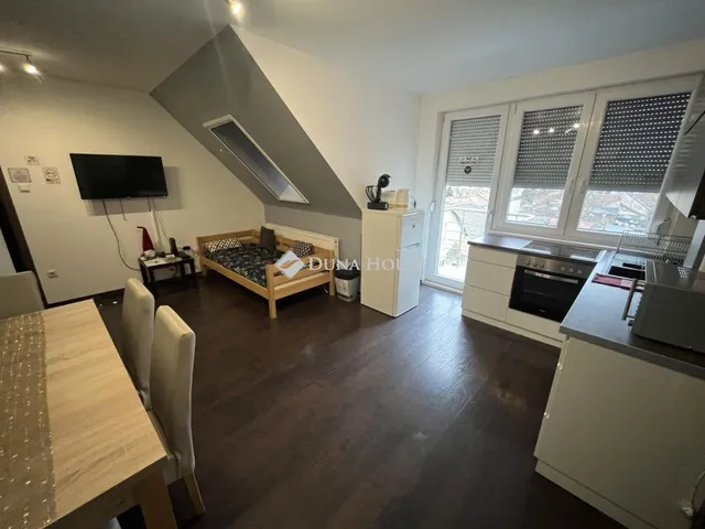 Kiadó lakás Budapest XV. kerület 44 nm