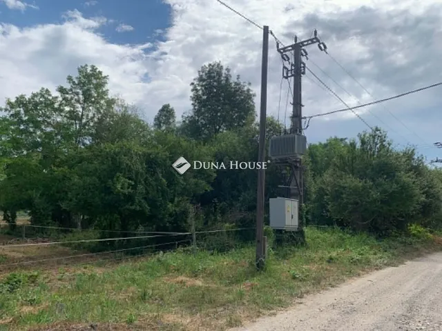 Eladó telek Piliscsaba 28115 nm