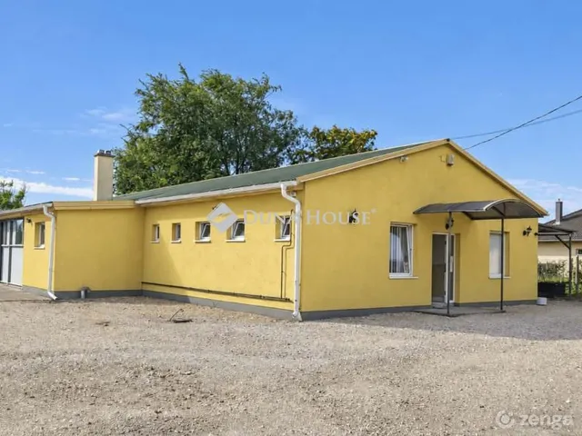 Eladó kereskedelmi és ipari ingatlan Dabas 300 nm