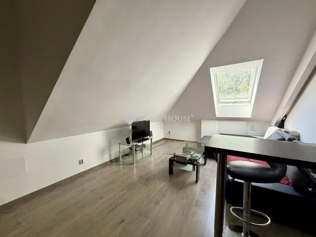 Eladó lakás Budapest XI. kerület, Hegyalja út 20 nm