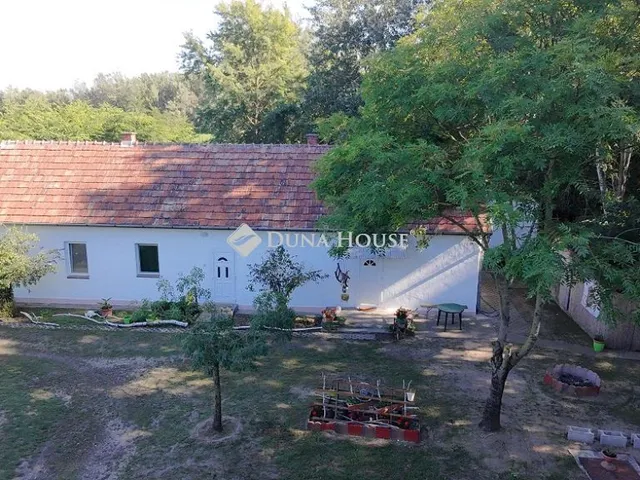 Eladó ház Bugyi 231 nm