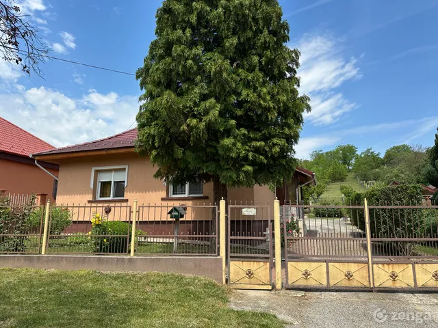 Eladó ház Bakonycsernye 80 nm