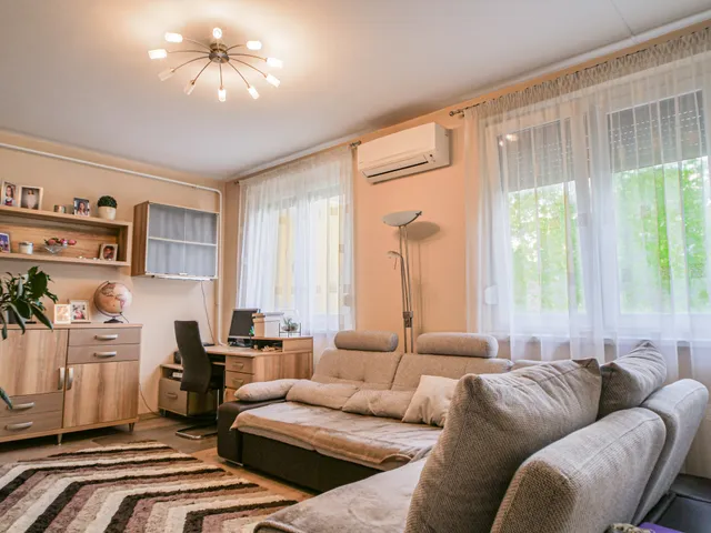 Eladó lakás Budapest IV. kerület, Káposztásmegyer, Lakkozó utca 70 nm