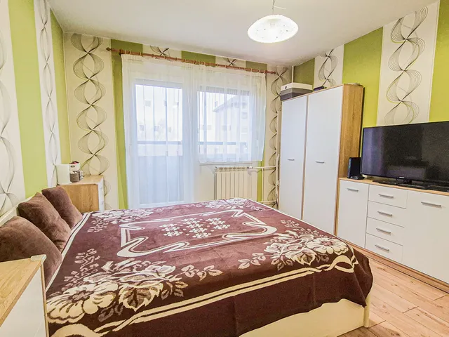 Eladó lakás Budapest IV. kerület, Káposztásmegyer, Megyeri út 54 nm