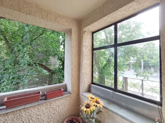 Kiadó lakás Budapest XII. kerület, Mártonhegy, Németvölgyi út 111 nm