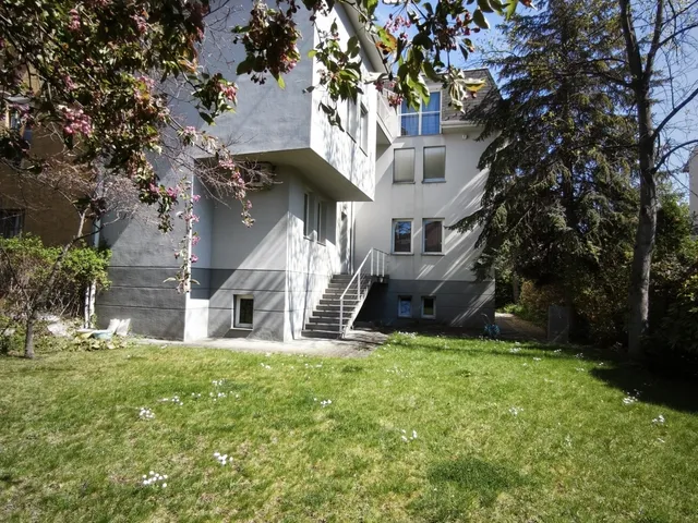 Eladó ház Budapest XI. kerület, Kelenföld 310 nm