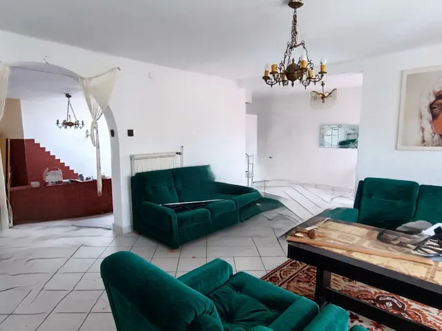Eladó ház Budapest XV. kerület, Pestújhely 300 nm
