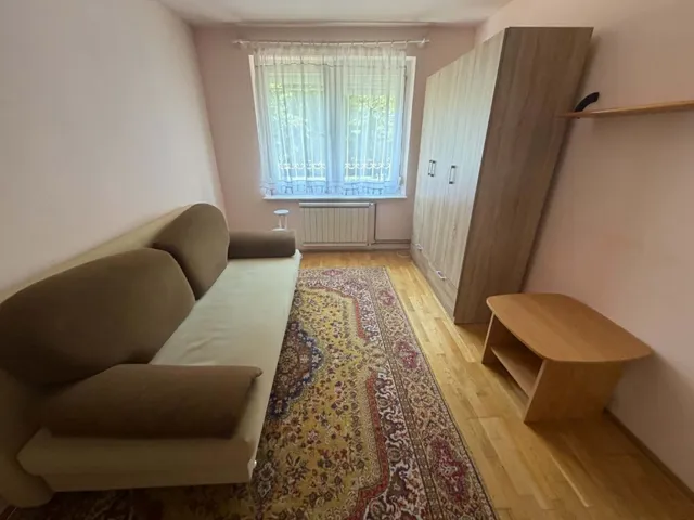 Eladó lakás Budapest XVI. kerület, Újszász utca 31 nm