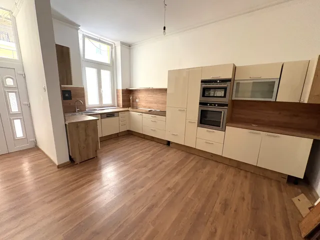 Eladó lakás Budapest VI. kerület 116 nm