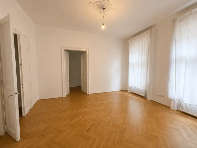 Eladó lakás Budapest X. kerület, Füzér utca 84 nm