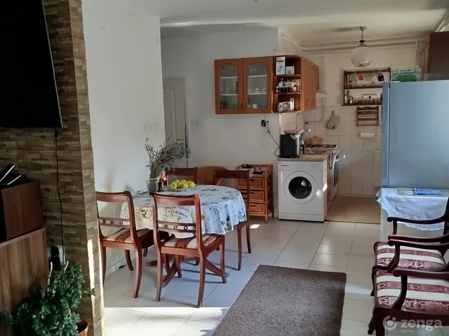 Eladó lakás Miskolc, Pereces 61 nm