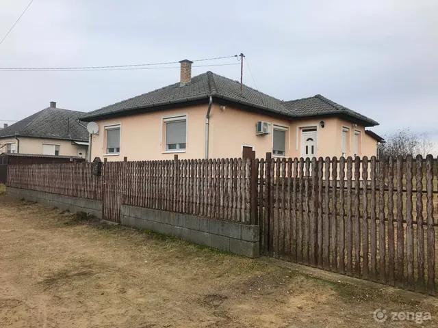 Eladó ház Nyíracsád 85 nm