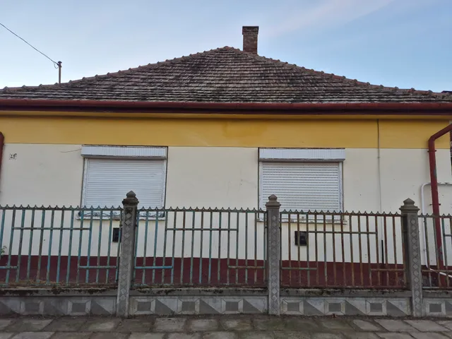 Eladó ház Jármi 100 nm