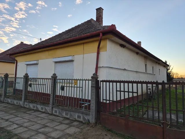 Eladó ház Jármi 100 nm