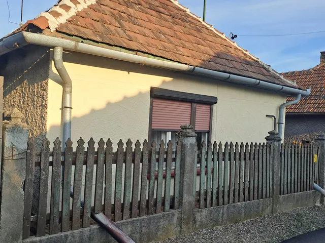 Eladó ház Mátészalka, Ráckert lakótelep 50 nm